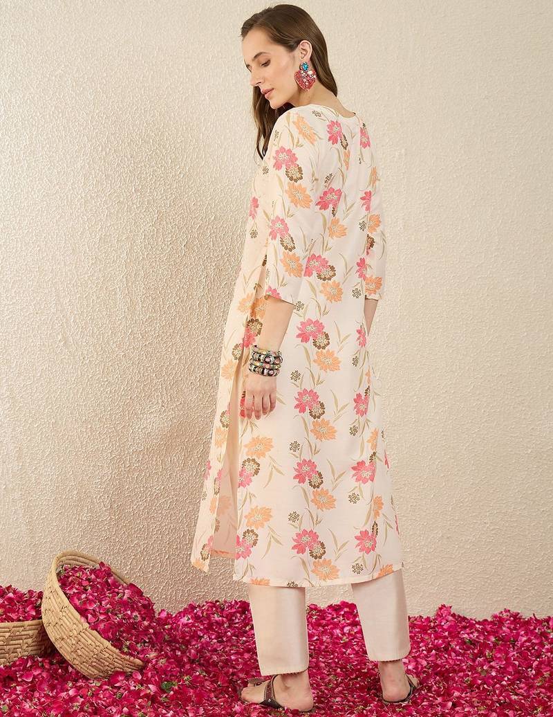 Cream women floral printed thread work floral kurta