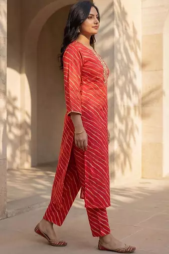 Red women leheriya printed mirror work kurta