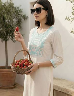 White women embroidered thread work kurta 2