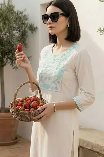 White women embroidered thread work kurta