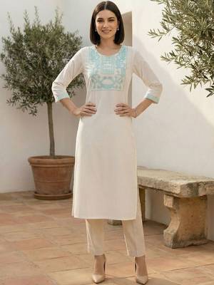 White women embroidered thread work kurta 3