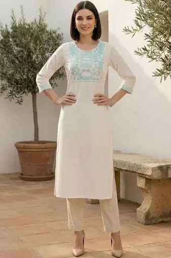 White women embroidered thread work kurta