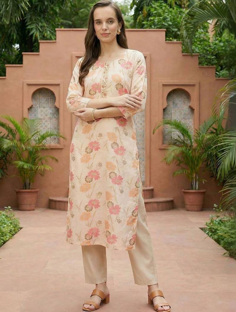 Cream women floral printed thread work floral kurta