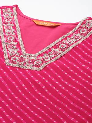 Magenta leheriya printed mirror work chiffon kurta 2