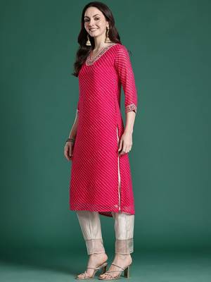 Magenta leheriya printed mirror work chiffon kurta 3