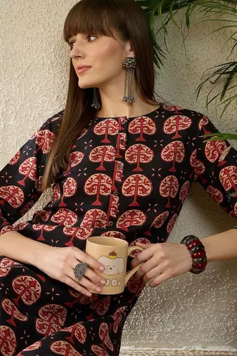 Black women ethnic motifs printed kurta