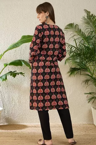 Black women ethnic motifs printed kurta