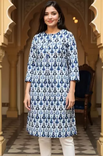 Blue women ethnic motifs printed straight kurta