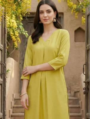 Lime green women pleated kurta with trousers 2