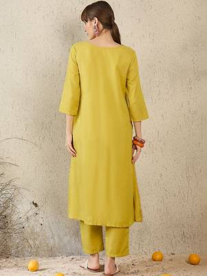 Lime green women pleated kurta with trousers 4