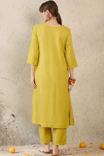 Lime green women pleated kurta with trousers