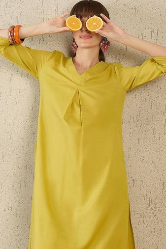 Olive women solid kurta with trouser
