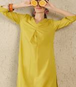 Olive women solid kurta with trouser