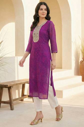 Purple women leheriya printed sequinned georgette kurta