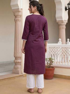 Burgundy floral embroidered thread work kurta 4