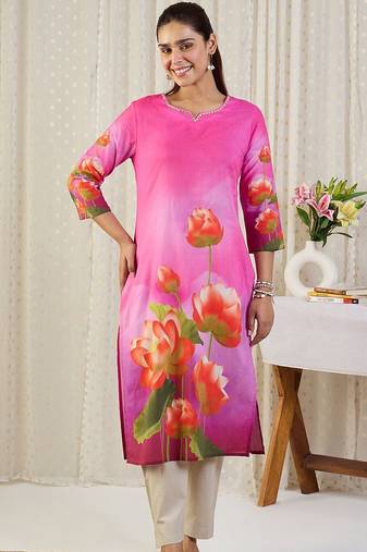 Pink women floral printed round neck straight kurta