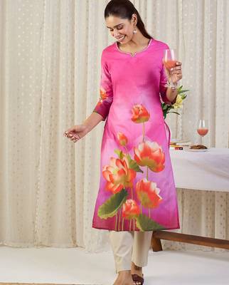 Pink women floral printed round neck straight kurta 5