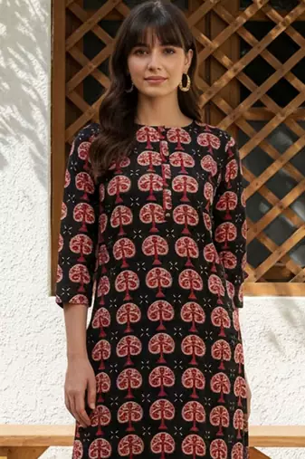Black women ethnic motifs printed kurta