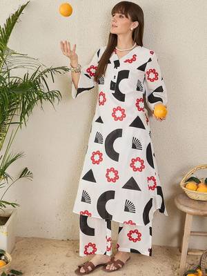 White geometric printed a-line cotton kurta with palazzo 5