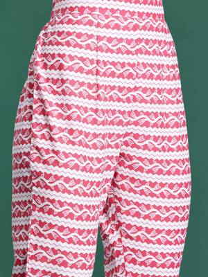 Pink floral printed cotton kurta with trousers & dupatta 3