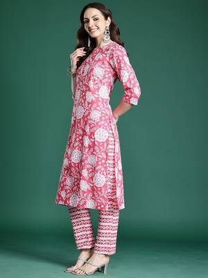Pink floral printed cotton kurta with trousers & dupatta 5