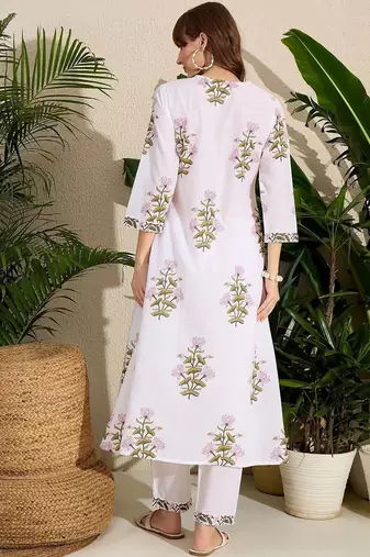 White women floral printed regular pure cotton kurta with trousers