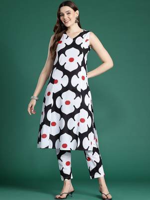 Black black and white floral printed cotton kurta with trousers 1