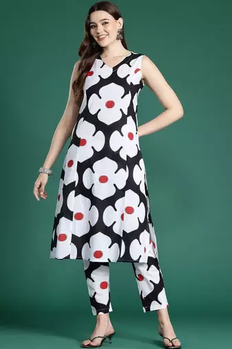 Black black and white floral printed pure cotton  kurta with trousers