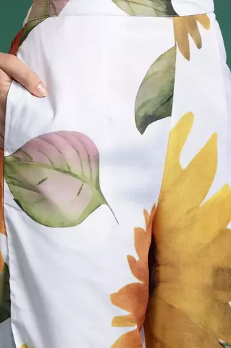 Off white floral printed kurta with trousers