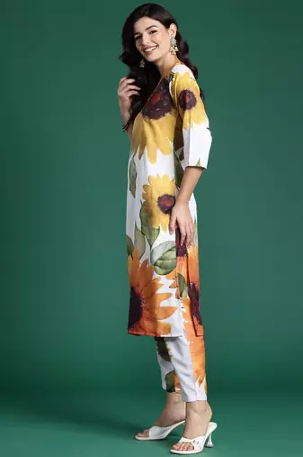 Off white floral printed kurta with trousers