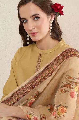 Beige women solid kurta with trousers & dupatta