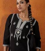 Black floral embroidered notch neck thread work straight kurta