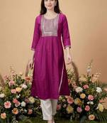 Purple women ethnic motifs embroidered sequinned kurta