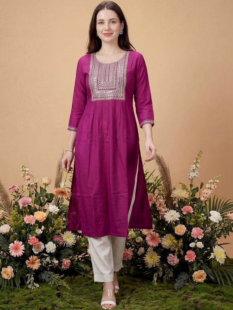 Purple women ethnic motifs embroidered sequinned kurta
