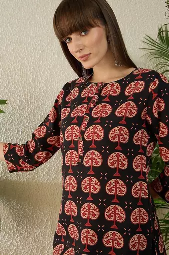 Black women ethnic motifs printed kurta