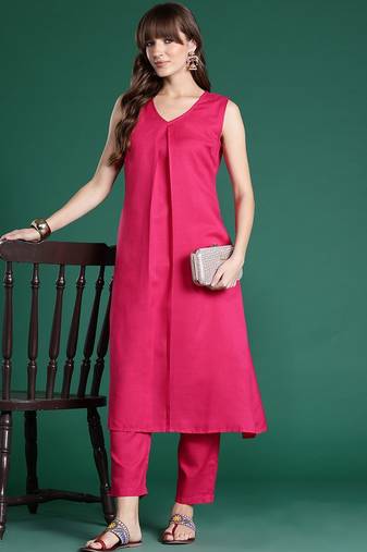Pink pleated kurta with trousers