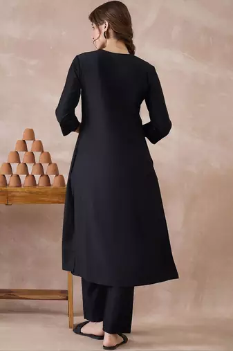 Black women regular liva kurta with trousers