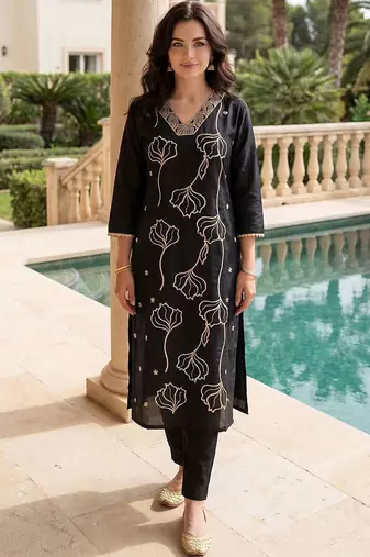 Black women floral embroidered regular thread work kurta with trousers