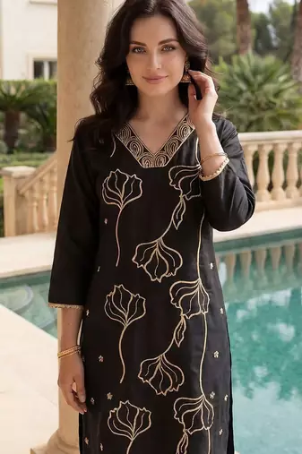 Black women floral embroidered regular thread work kurta with trousers