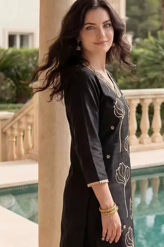 Black women floral embroidered regular thread work kurta with trousers