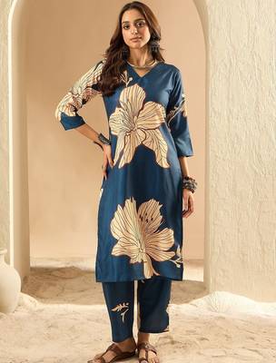 Teal women floral printed straight kurta with trousers 1