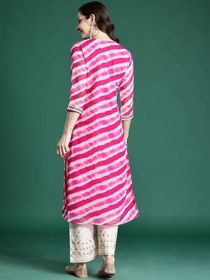 Pink leheriya printed mirror work kurta 5