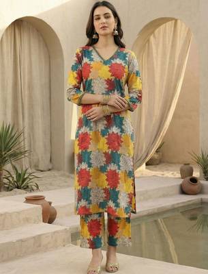 Multicolor women floral printed cotton kurta with trousers 2