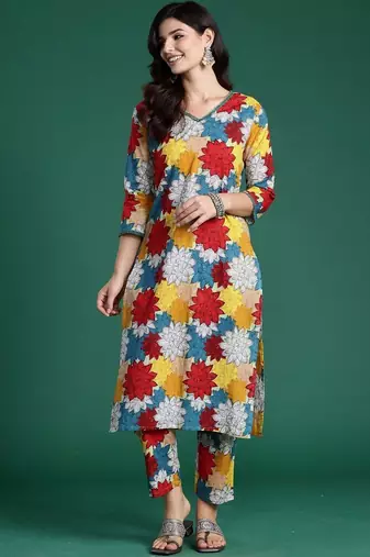 Multicolor women floral printed regular pure cotton kurta with trousers