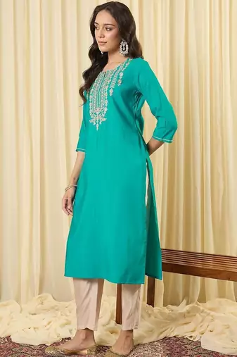 Blue women ethnic motifs embroidered indigo kurta
