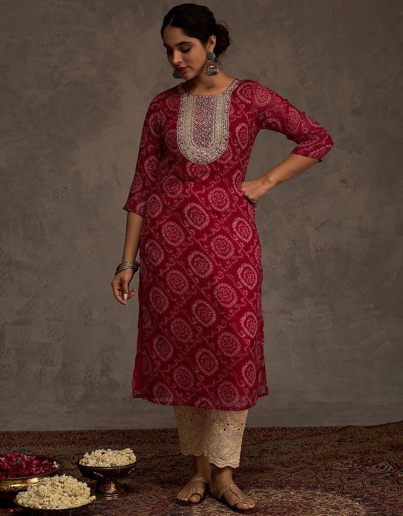 Pink women bandhani printed sequinned georgette straight kurta
