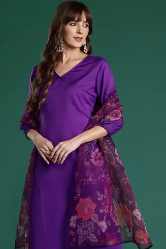 Purple women floral regular kurta with trousers & with dupatta