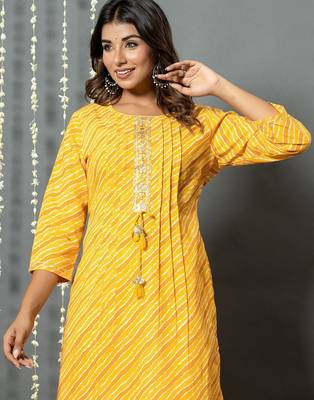 Yellow women leheriya printed mirror work kurta 2