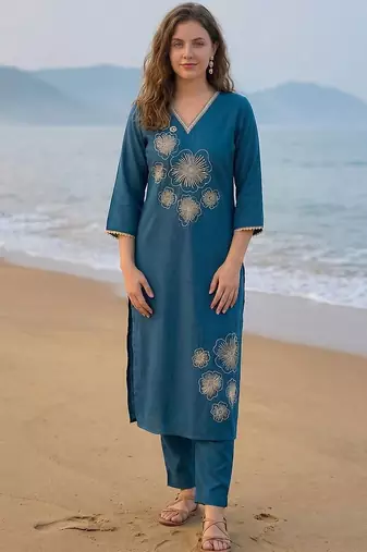 Teal women floral embroidered regular thread work kurta with trousers