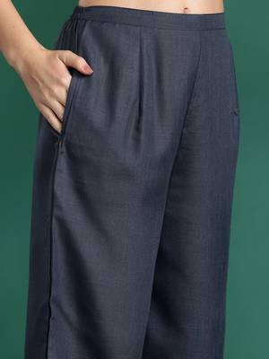 Grey floral printed straight kurta with trouser and dupatta 4